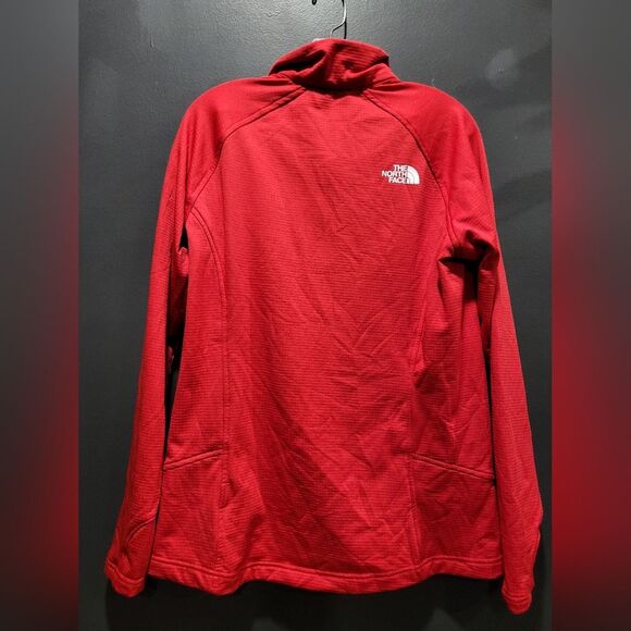 The North Face Ladies Mountain Peaks 1/4-Zip Fleece Embroidered "Leinenkugel's" - Picture 4 of 9